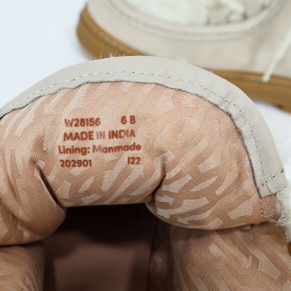 NWOB Cole Haan All-Day Summit Chukka Angora Fur Lace-Up Ankle Bootie Size 6 - Picture 11 of 11